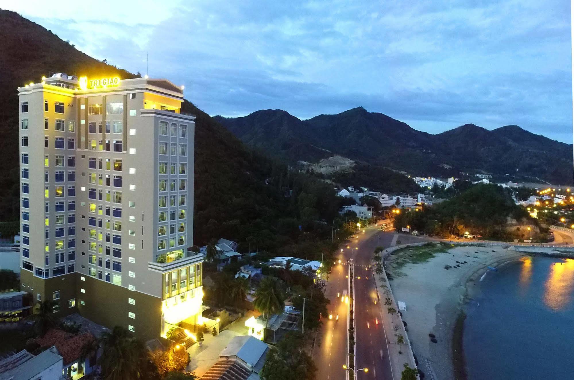 Tri Giao Hotel Nha Trang Exterior foto